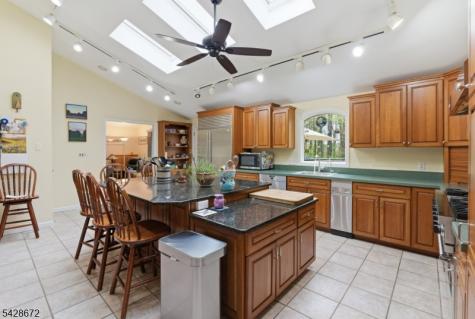 241 Hillside Avenue Roxbury NJ 07836