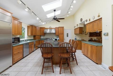 241 Hillside Avenue Roxbury NJ 07836