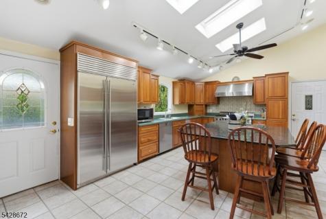 241 Hillside Avenue Roxbury NJ 07836