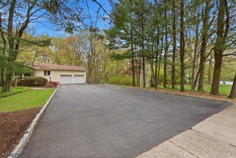 241 Hillside Avenue Roxbury NJ 07836