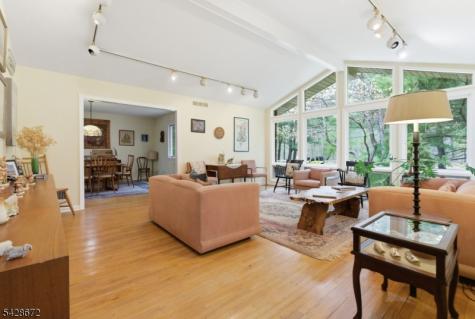 241 Hillside Avenue Roxbury NJ 07836