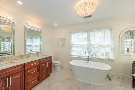 39 Winchester Terrace Randolph NJ 07869