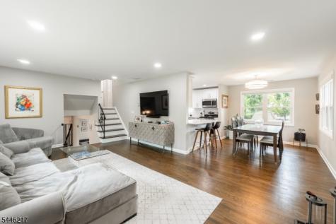 32 Headley Avenue Morris Plains NJ 07950