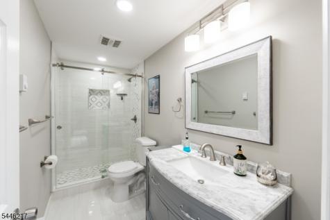 32 Headley Avenue Morris Plains NJ 07950