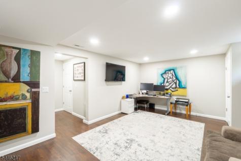 32 Headley Avenue Morris Plains NJ 07950