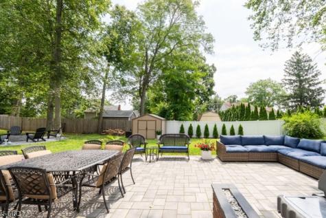 32 Headley Avenue Morris Plains NJ 07950