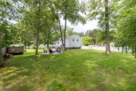 32 Headley Avenue Morris Plains NJ 07950