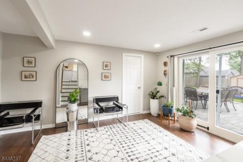 32 Headley Avenue Morris Plains NJ 07950