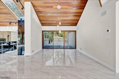 525 Johnston Drive Watchung NJ 07069