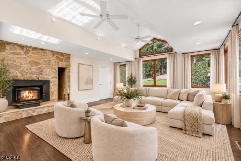 525 Johnston Drive Watchung NJ 07069