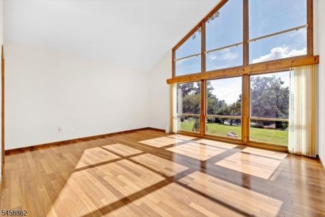 525 Johnston Drive Watchung NJ 07069