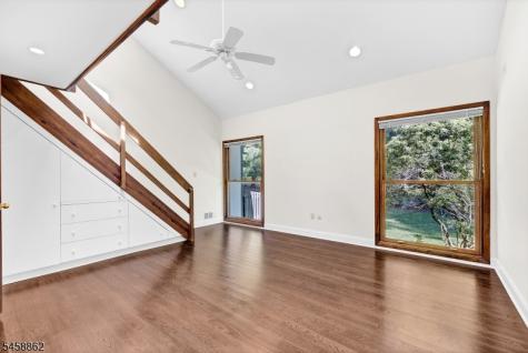525 Johnston Drive Watchung NJ 07069