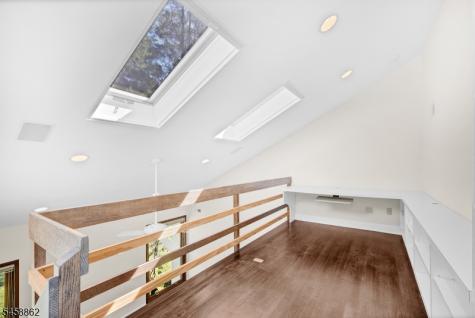 525 Johnston Drive Watchung NJ 07069