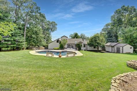 525 Johnston Drive Watchung NJ 07069