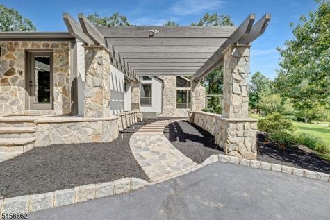 525 Johnston Drive Watchung NJ 07069