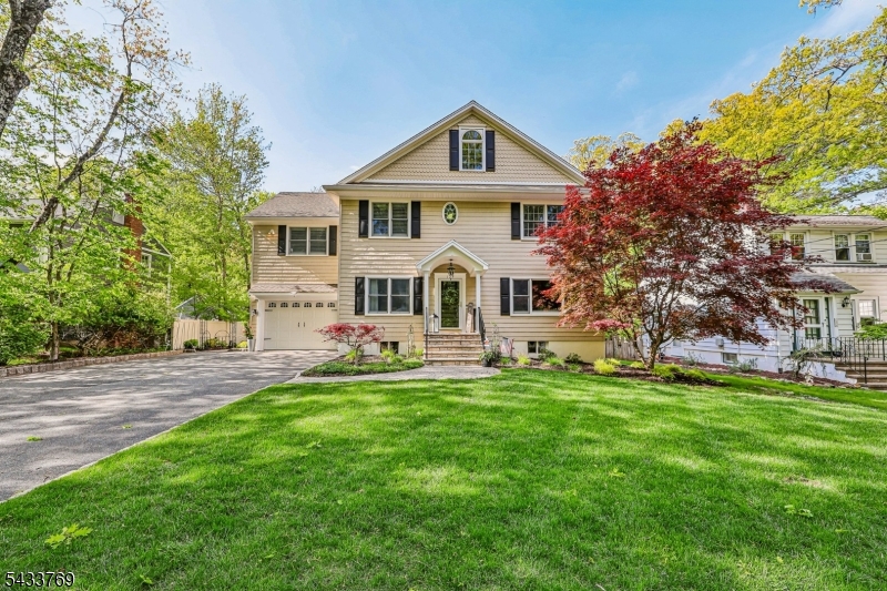 129 Woodland Avenue Ramsey NJ 07446