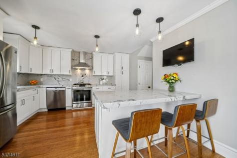 158 Maple Street West Orange NJ 07052