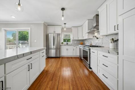 158 Maple Street West Orange NJ 07052