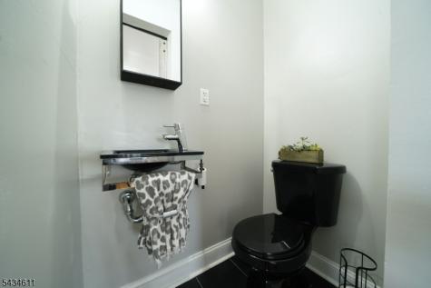 158 Maple Street West Orange NJ 07052