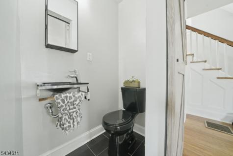 158 Maple Street West Orange NJ 07052