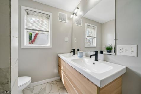 158 Maple Street West Orange NJ 07052