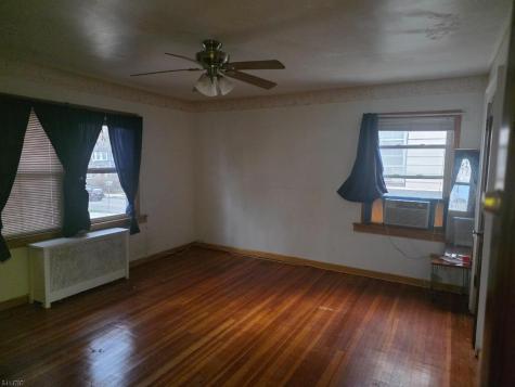 5 Roosevelt Avenue East Orange NJ 07017