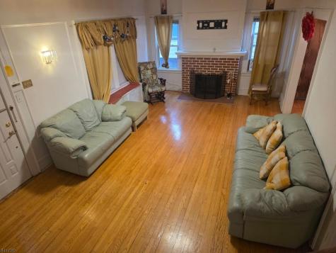 5 Roosevelt Avenue East Orange NJ 07017