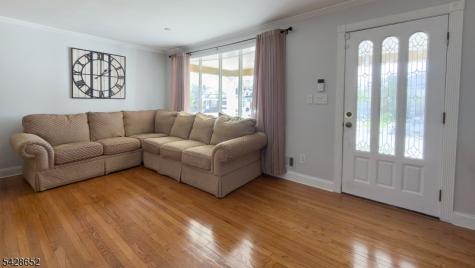 28 Noel Drive North Arlington NJ 07031