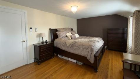 28 Noel Drive North Arlington NJ 07031