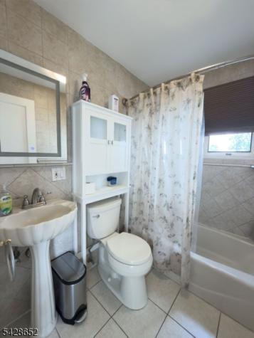 28 Noel Drive North Arlington NJ 07031