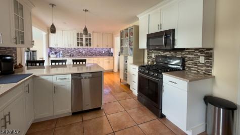 28 Noel Drive North Arlington NJ 07031
