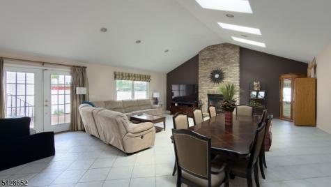 28 Noel Drive North Arlington NJ 07031
