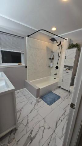 206 E Clay Avenue Roselle Park NJ 07204