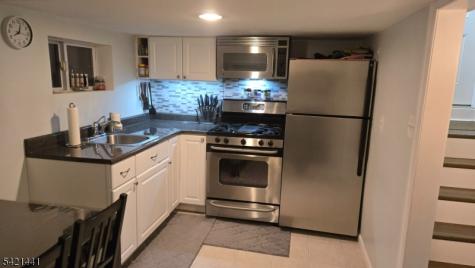 206 E Clay Avenue Roselle Park NJ 07204