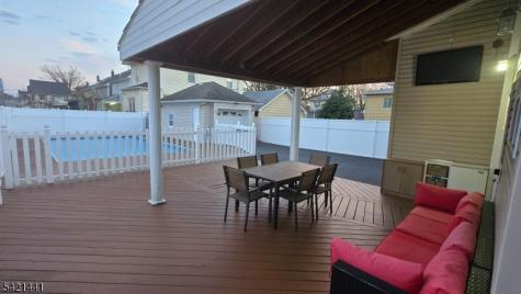 206 E Clay Avenue Roselle Park NJ 07204