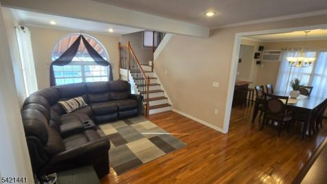 206 E Clay Avenue Roselle Park NJ 07204