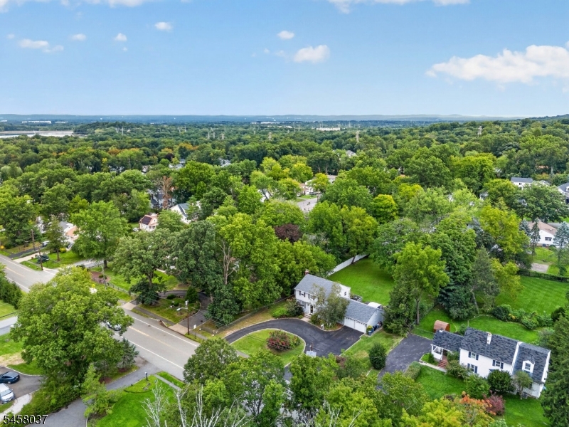 162 W Hobart Gap Road Livingston NJ 07039