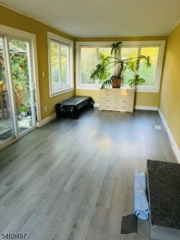 367 Summit Road Mountainside NJ 07092