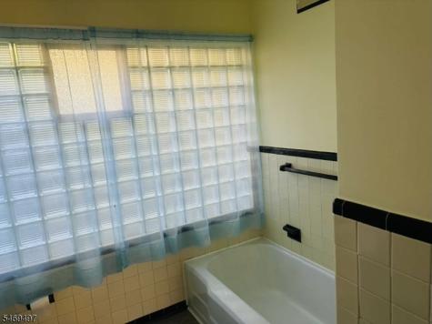 367 Summit Road Mountainside NJ 07092