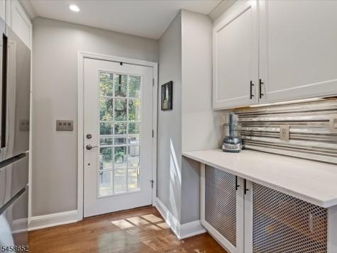 48 Lakeview Drive Morris Plains NJ 07950