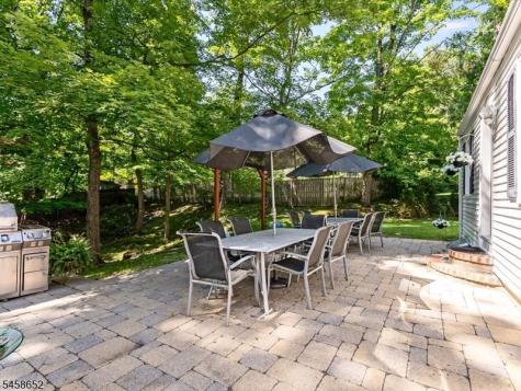 48 Lakeview Drive Morris Plains NJ 07950