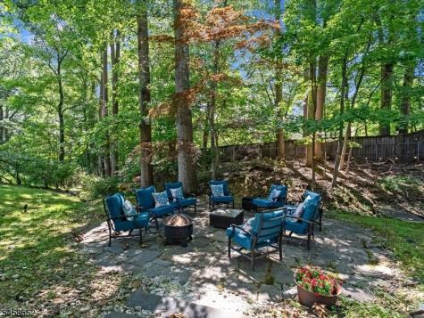 48 Lakeview Drive Morris Plains NJ 07950