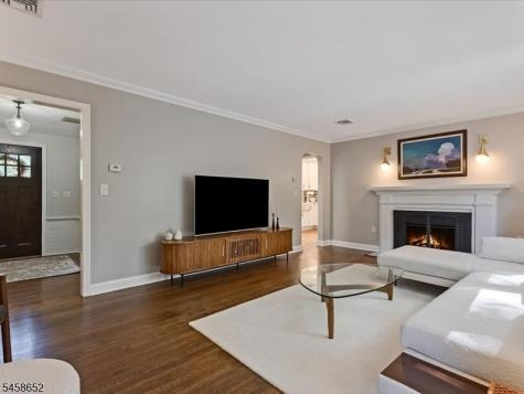 48 Lakeview Drive Morris Plains NJ 07950