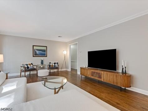 48 Lakeview Drive Morris Plains NJ 07950