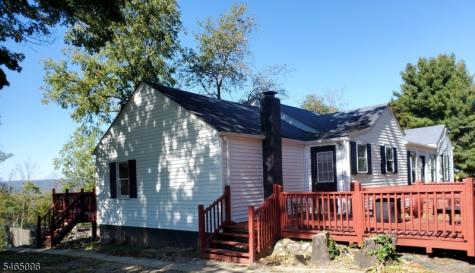 68 Silver Lake Road Frelinghuysen NJ 07825