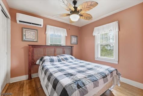 68 Silver Lake Road Frelinghuysen NJ 07825