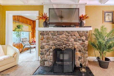 45 Morse Avenue East Orange NJ 07017