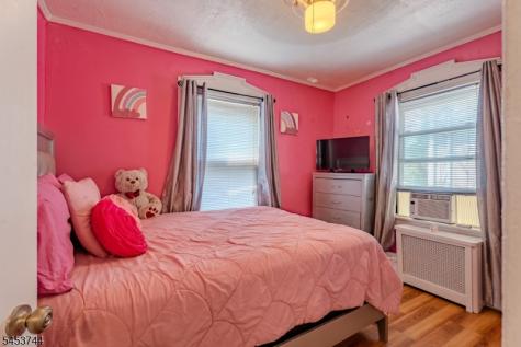45 Morse Avenue East Orange NJ 07017