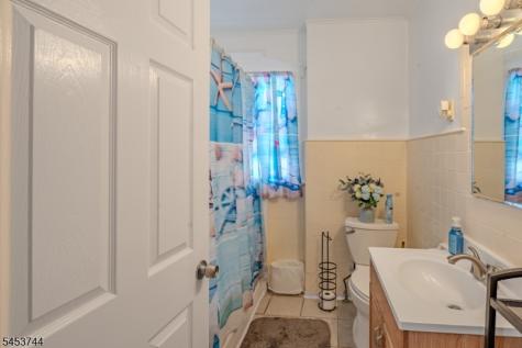 45 Morse Avenue East Orange NJ 07017