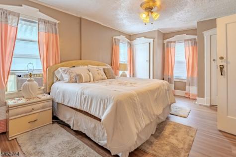 45 Morse Avenue East Orange NJ 07017